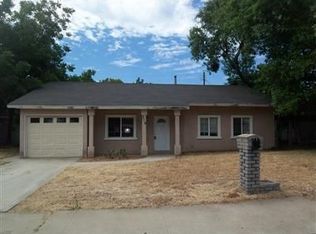 319 W Buckingham Way, Fresno, CA 93705