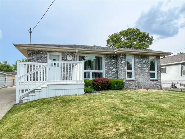 1355 Elder Ln, Des Moines, IA 50315