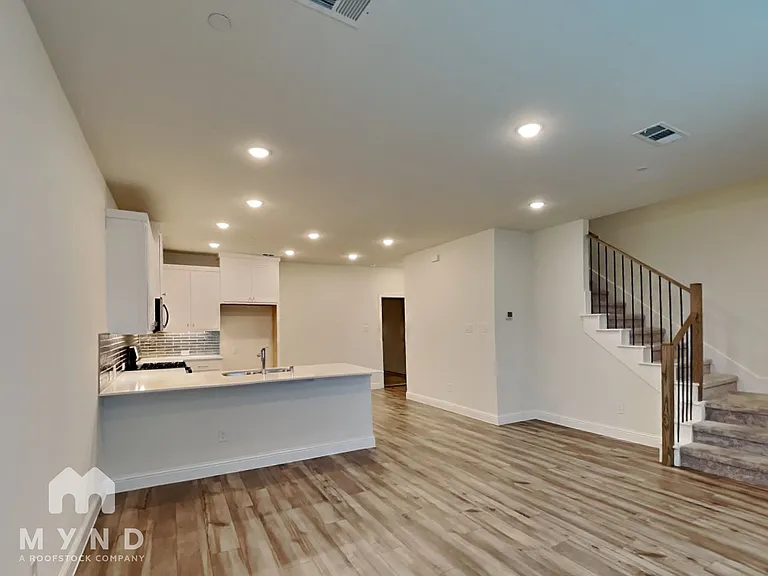 262 Harvest Way — Photo 6