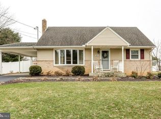 6028 William Dr, Mechanicsburg, PA
