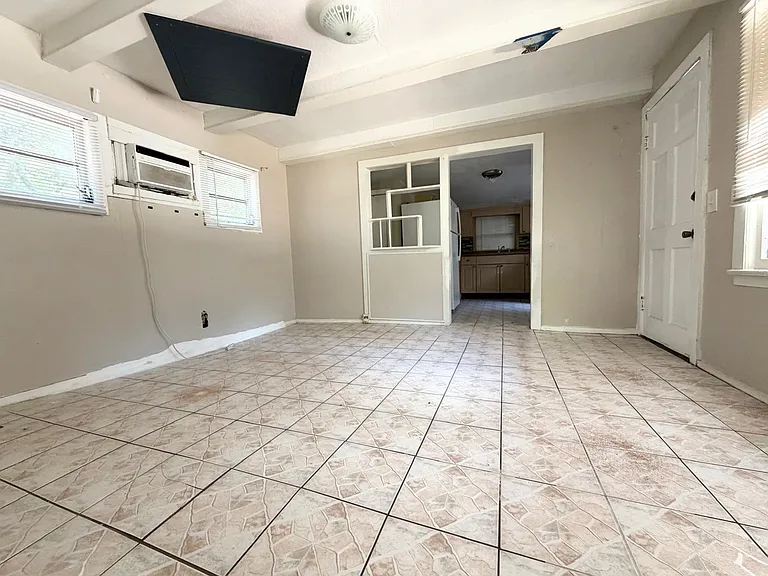 503 W Humphrey Ave — Photo 15