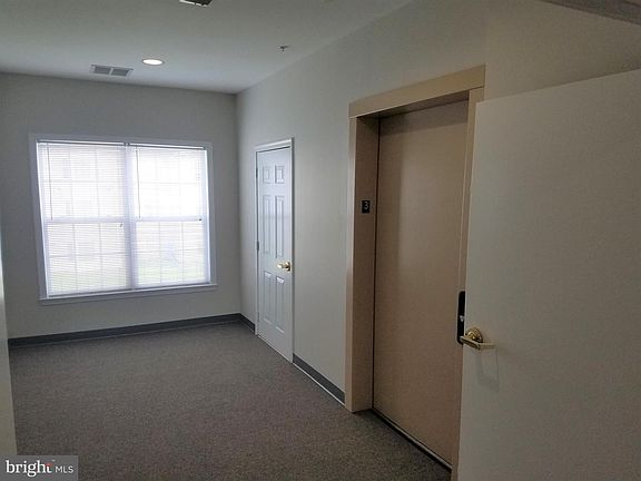 4th image of 404M Harrison Ct APT 12