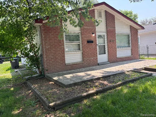 6303 Duncan St, Taylor, MI 48180