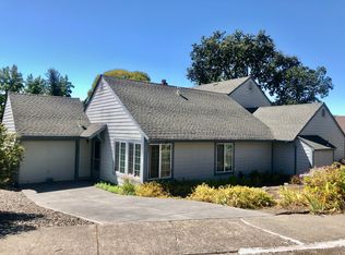 645 Crestmont Dr, Santa Rosa, CA 95409