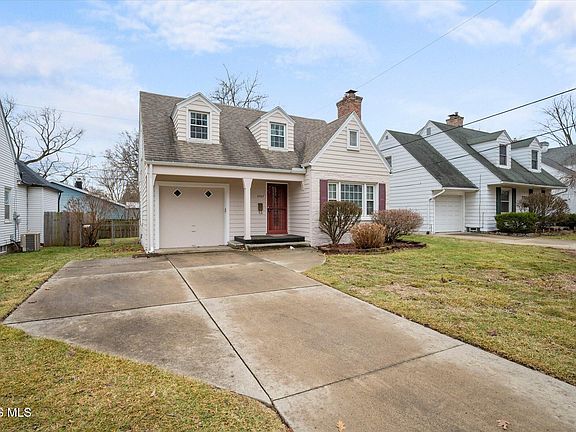 2nd image of 2207 Marlow Rd