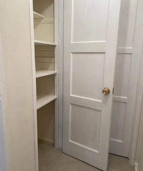 7004 1/2 Hazeltine Ave #4 — Photo 15