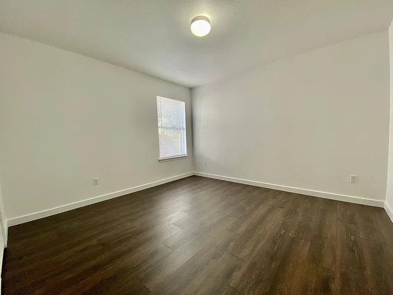 6608 Ferrystone Pass — Photo 14