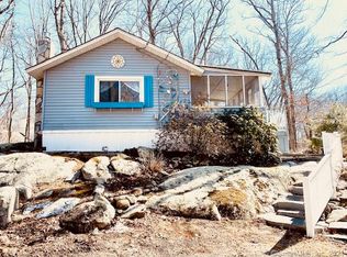 88 Airline Rd, Clinton, CT 06413