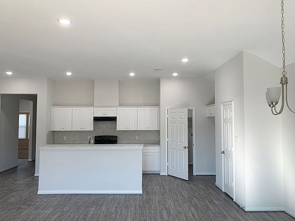 3rd image of 12703 Pebble Creek Ln