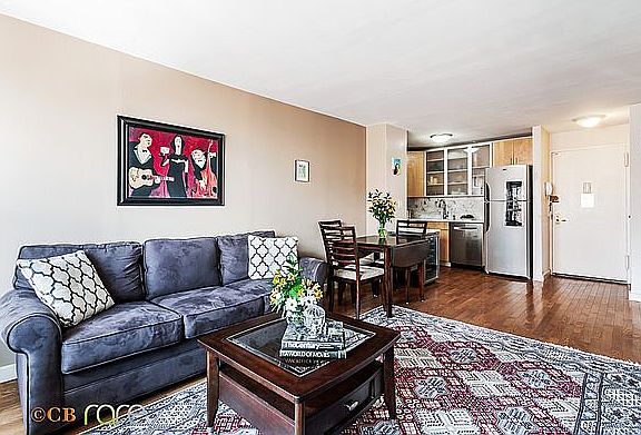 4th image of 340 E 93rd St APT 23E