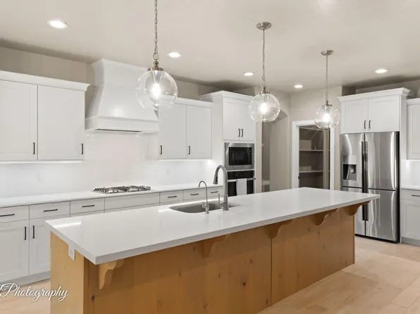 2762 E Hazel Dr, Saint George, UT 84790