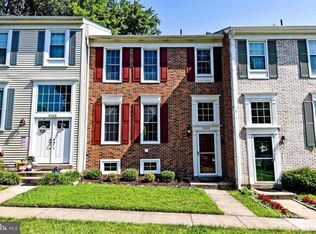 5413 Helm Ct, Fairfax, VA 22032