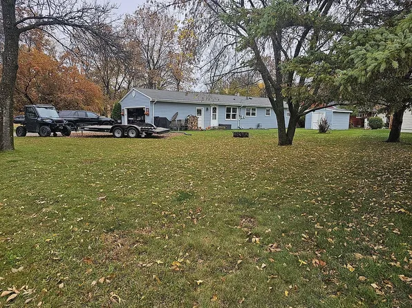 1409 Home Ln, International Falls, MN 56649