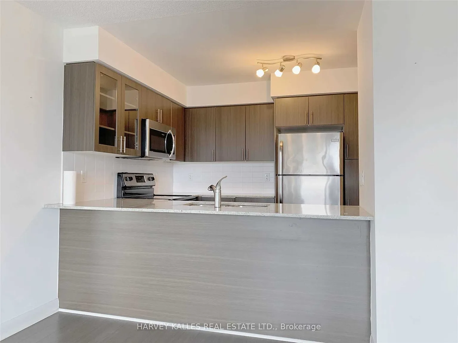 2 bed, $2,850 — Photo 2