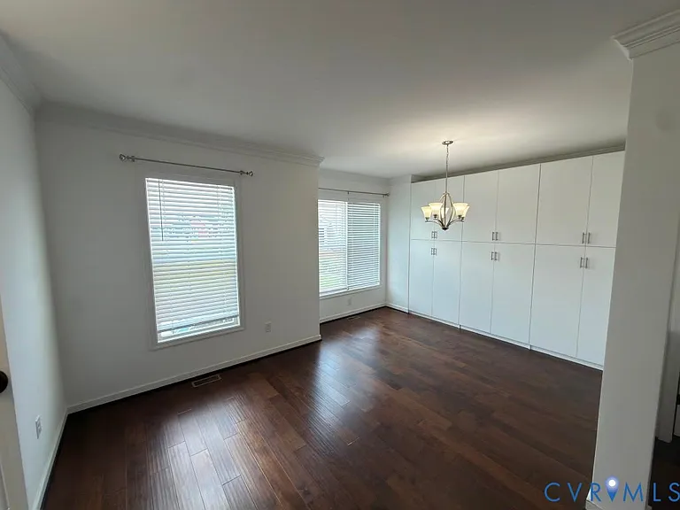 11403 Hayloft Ln — Photo 23