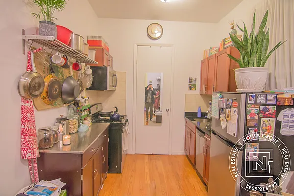 Rented by Nolita Group | media 18