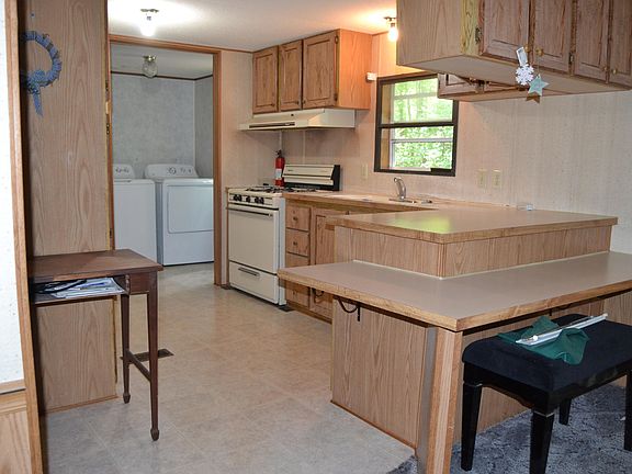 5th image of 12435 183rd Ave
