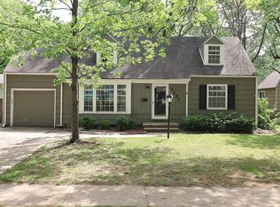 7237 Roe Ave, Prairie Village, KS 66208