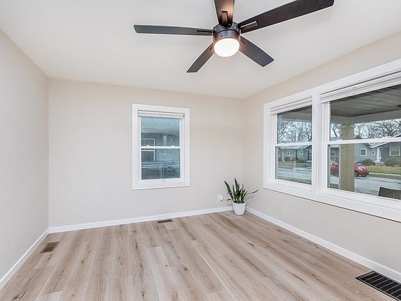 5th image of 4914 Caroline Ave