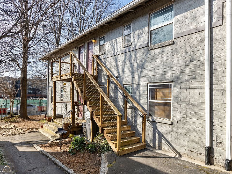 1st image of 40 Daniel St SE APT 6