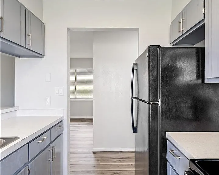4009 NW Ozmun Ave #C2 — Photo 1