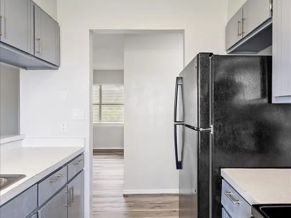 4005 NW Ozmun Ave, Lawton, OK