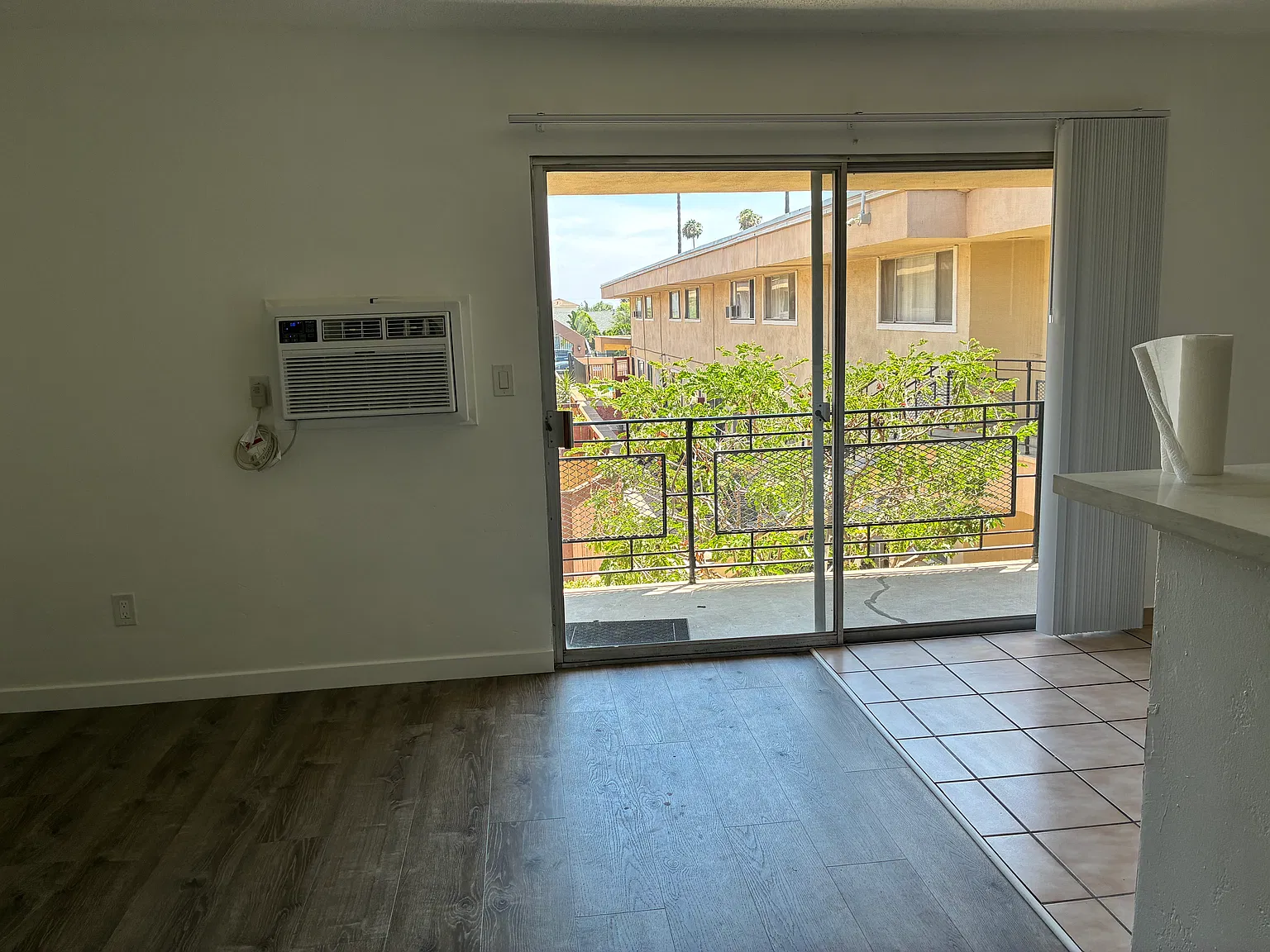 Windsong Apartments — Photo 3