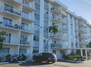 16465 NE 22nd Ave APT 114, North Miami Beach, FL 33160