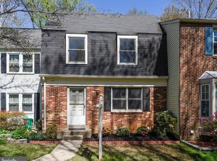 2947 Ellenwood Dr, Fairfax, VA 22031