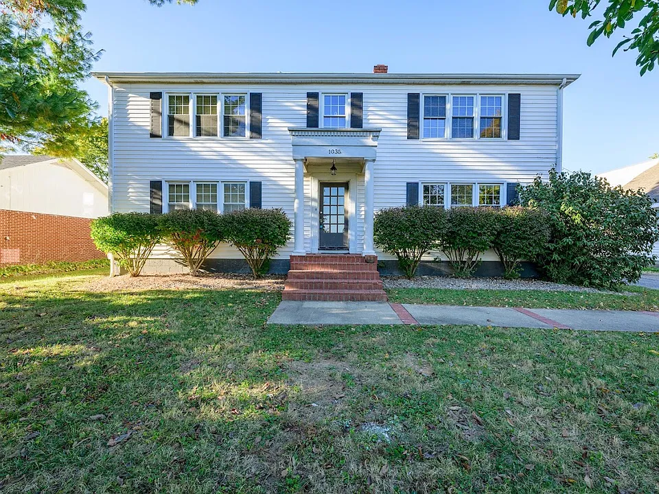 1035 W Vine St #3