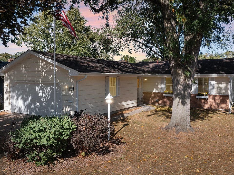 1st image of 4724 Folwell Dr