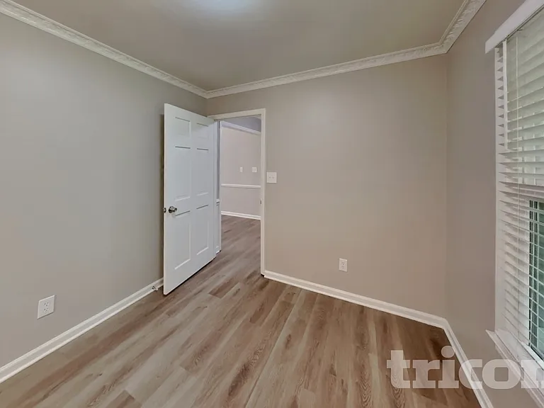 2309 Pastille Ln — Photo 4