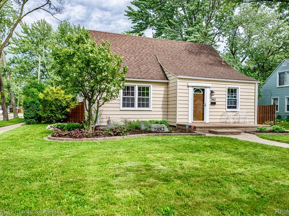 2882 Cummings Ave, Berkley, MI 48072
