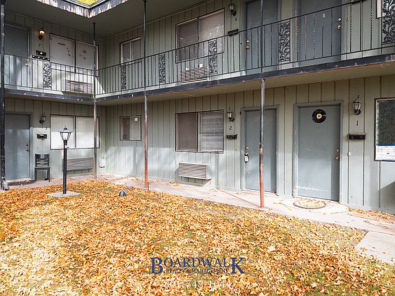 4th image of 161 E Beryl Ave APT 2