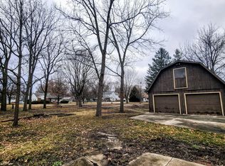 207 W 3rd St, Homer, IL 61849