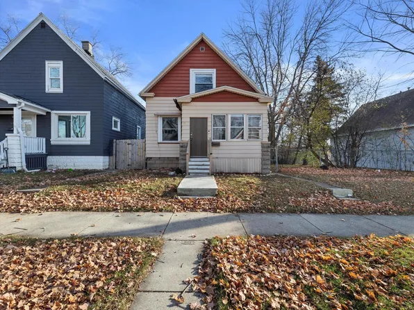 5032 N 32nd St, Milwaukee, WI 53209