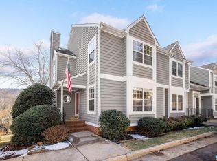 431 Maple View Ct, Charlottesville, VA 22902
