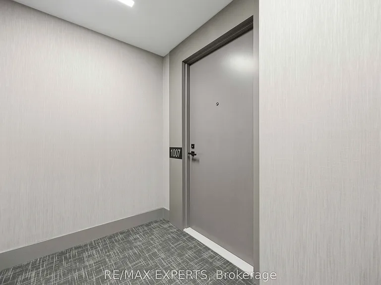 223 Saint Clair Ave W #1007 — Photo 5
