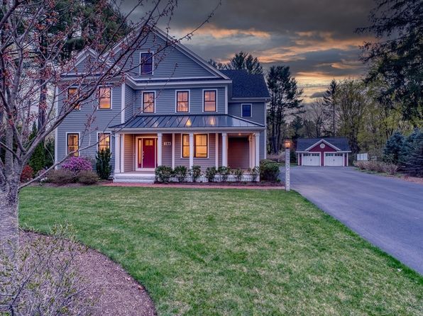 186 Concord Rd, Bedford, MA 01730