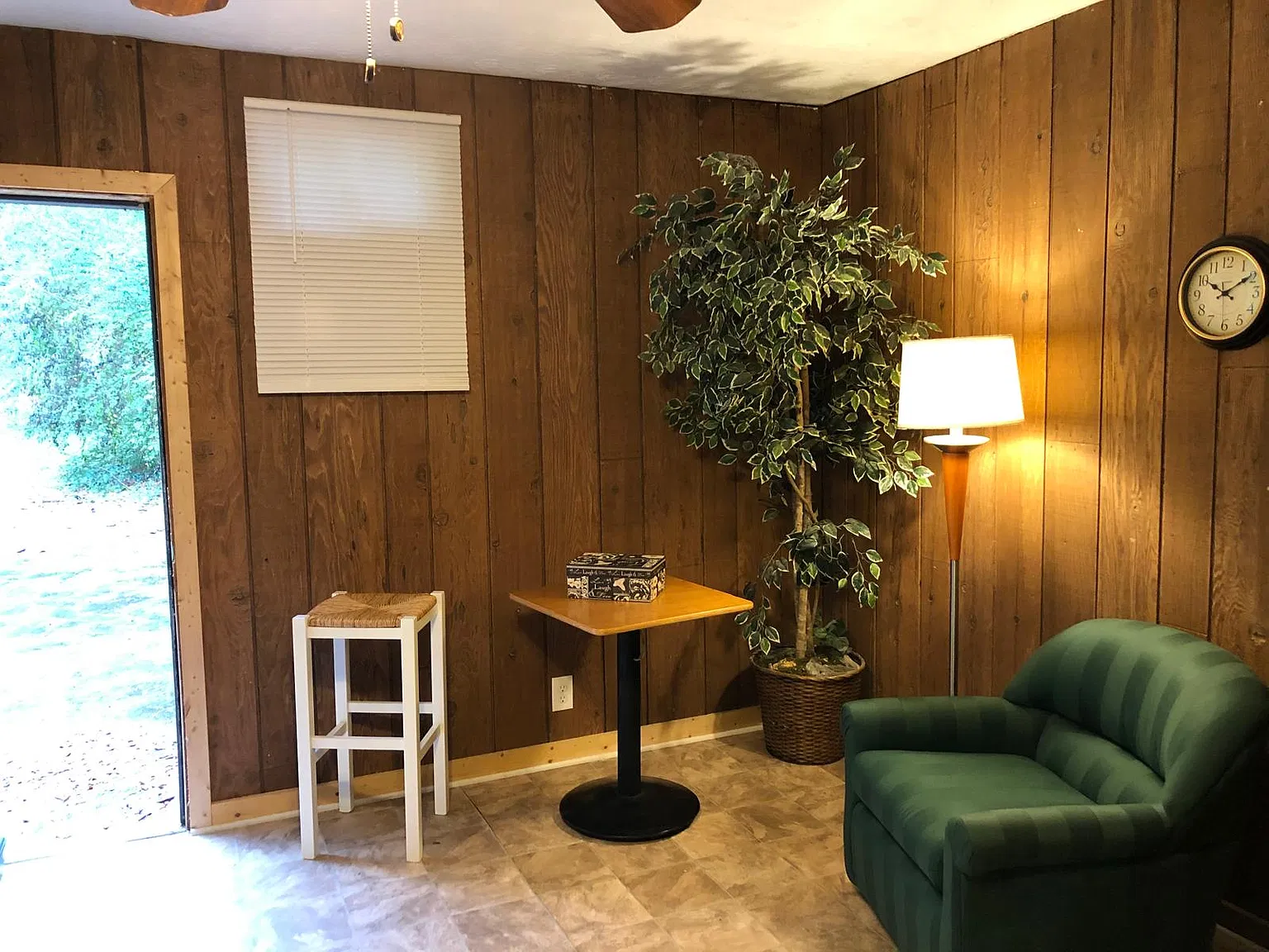 3 bed, 1760 sqft, $1,200 — Photo 4