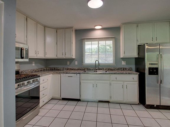 5th image of 614 Kimberly Dr