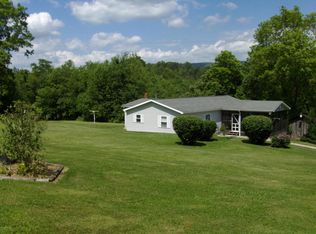 680 Blankenship Mountain Rd, Narrows, VA 24124