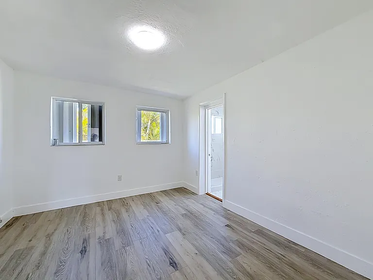 10235 SW 177th St — Photo 26