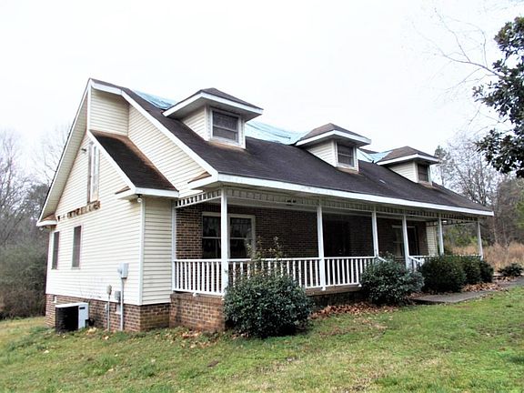 2nd image of 350 Rock Rd