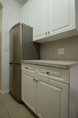 Rented by Compass | media 12