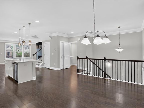 4th image of 4256 Townsend Ln