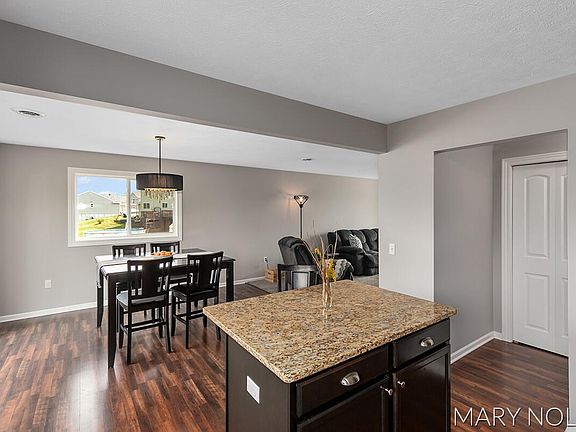 3rd image of 4268 Cloverfield Ct