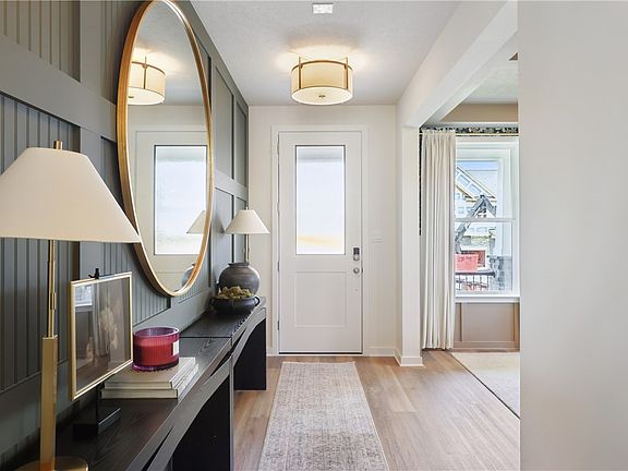 3rd image of 414 Barons Ct
