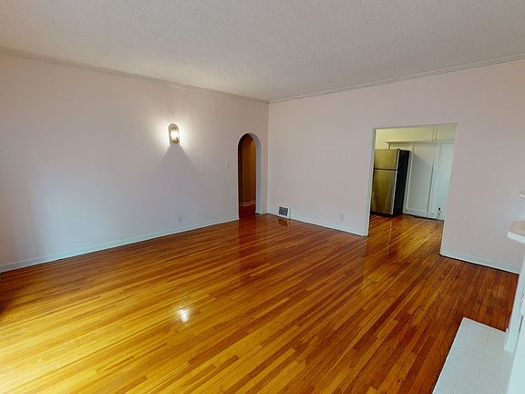 4th image of 851 S Mansfield Ave APT 101
