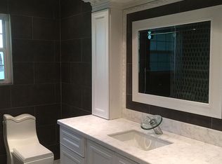 3549 Boyd Ave, Groves, TX 77619